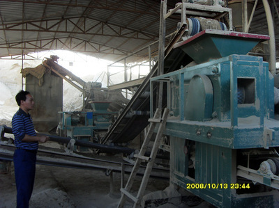 耐火材料压球机在煤矿与冶金工业中的重要作用